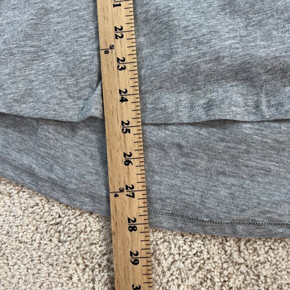 RXB Womens Top M Gray Floral Embroidered Blouse Flowy Comfy T Shirt NWT - Picture 9 of 13